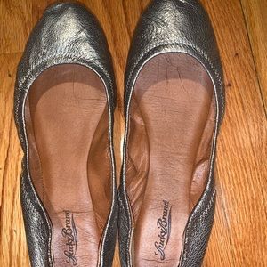 Shiny silver Lucky Brand ballet flats